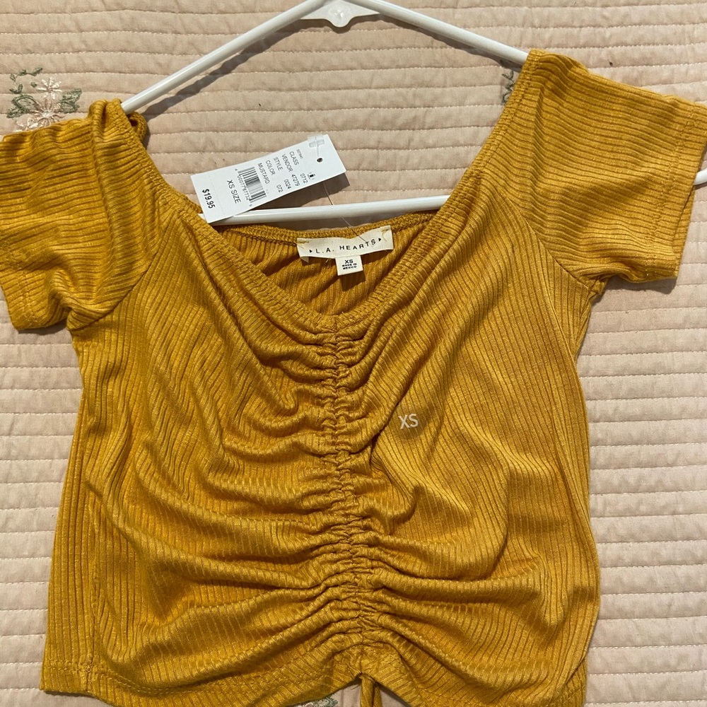 LA Hearts off the shoulder crop top